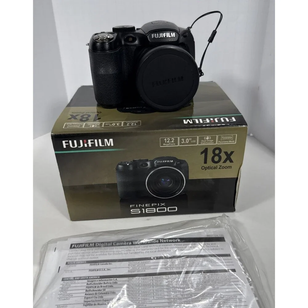Fujifilm FinePix S Series S1800 12.2MP Digital Camera 18x Zoom w/ SD Card Tested